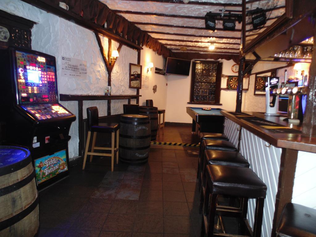 Cedar Inn Edimburgo Esterno foto