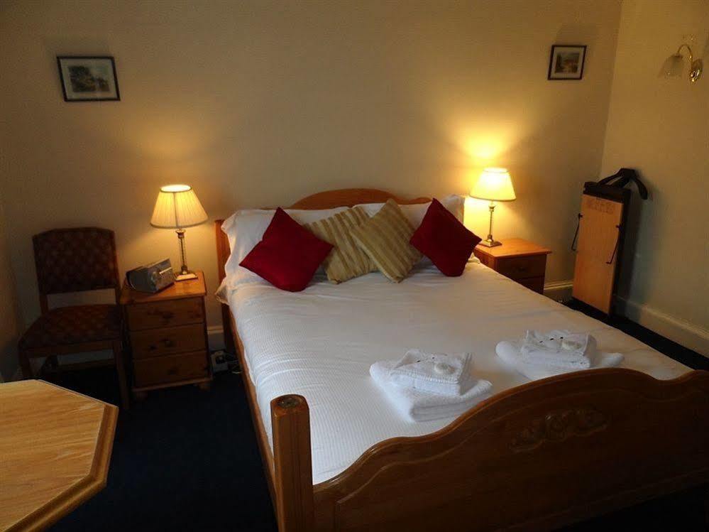 Cedar Inn Edimburgo Esterno foto